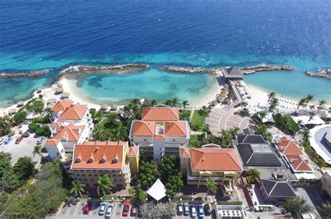 holiday inn curacao day pass.